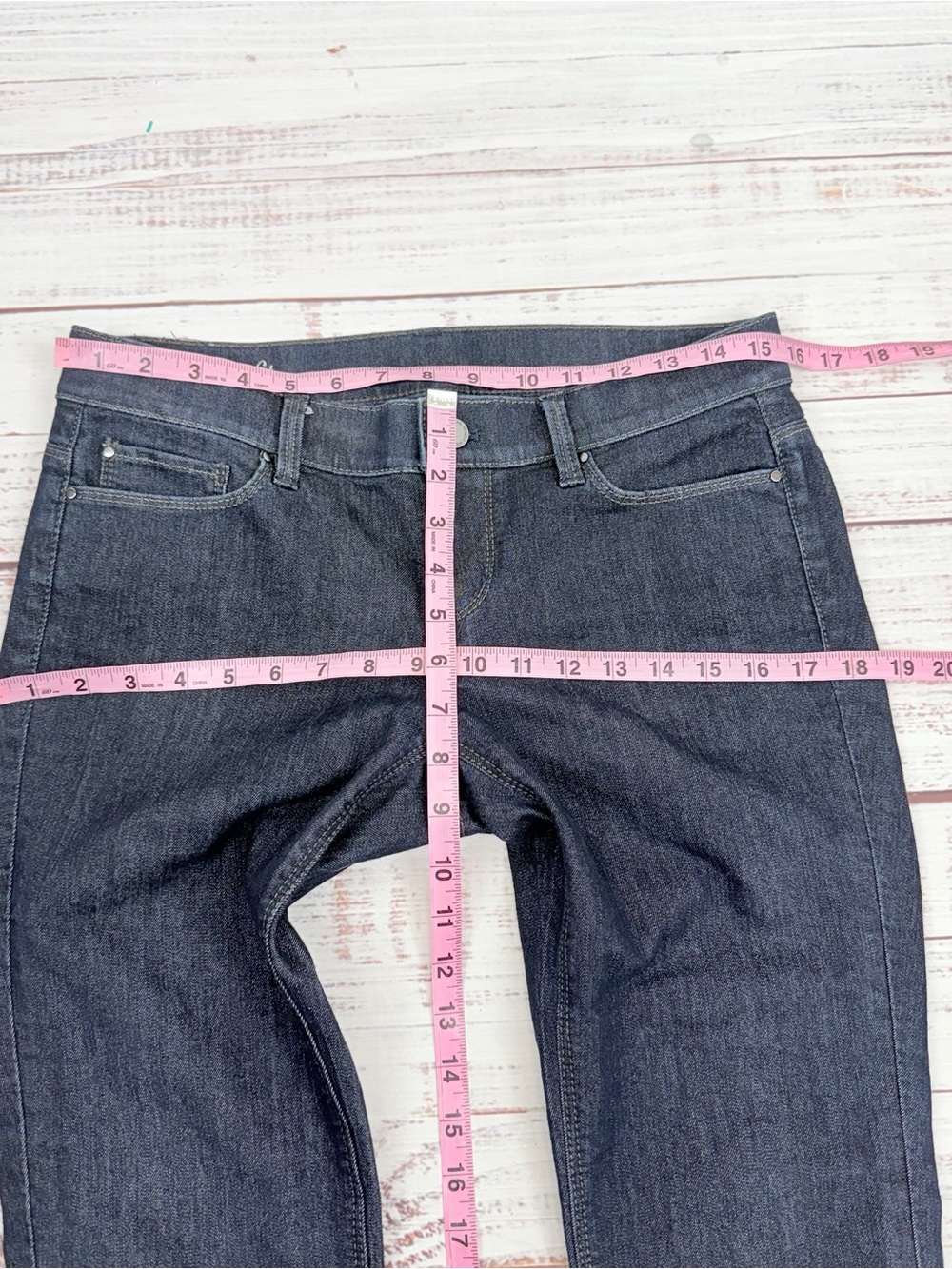 Ann Taylor Women’s size 4 Modern Fit Slim Straight Dark Wash Jeans - Picture 8 of 11